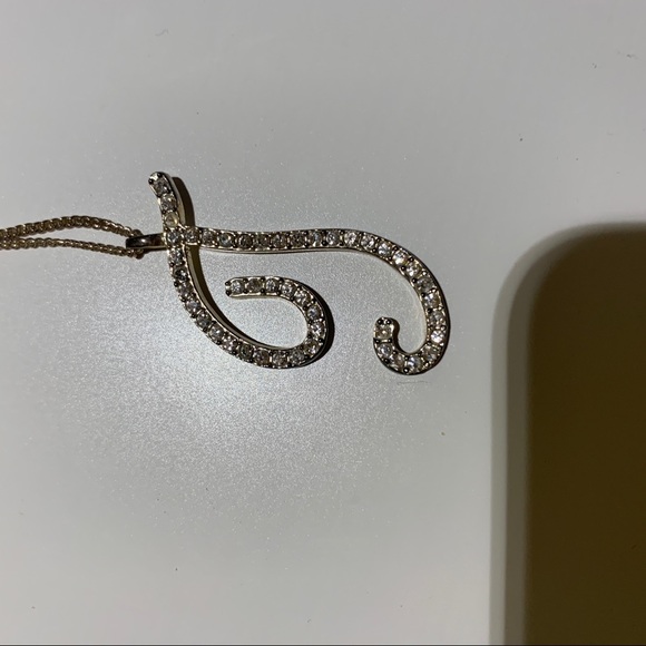 🏆 T Necklace - Picture 5 of 5